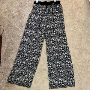 Forever 21 Flowy Patterned Flare Pants